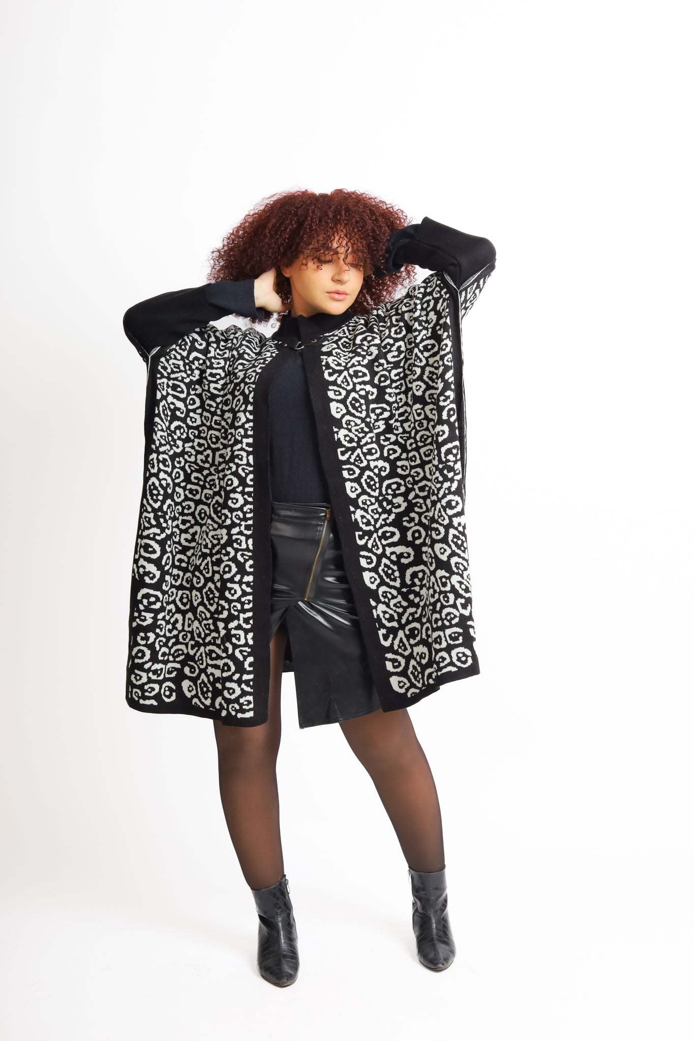 Tiger Cardigan with Proche
