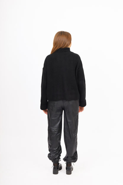 Oversized Short Pullover