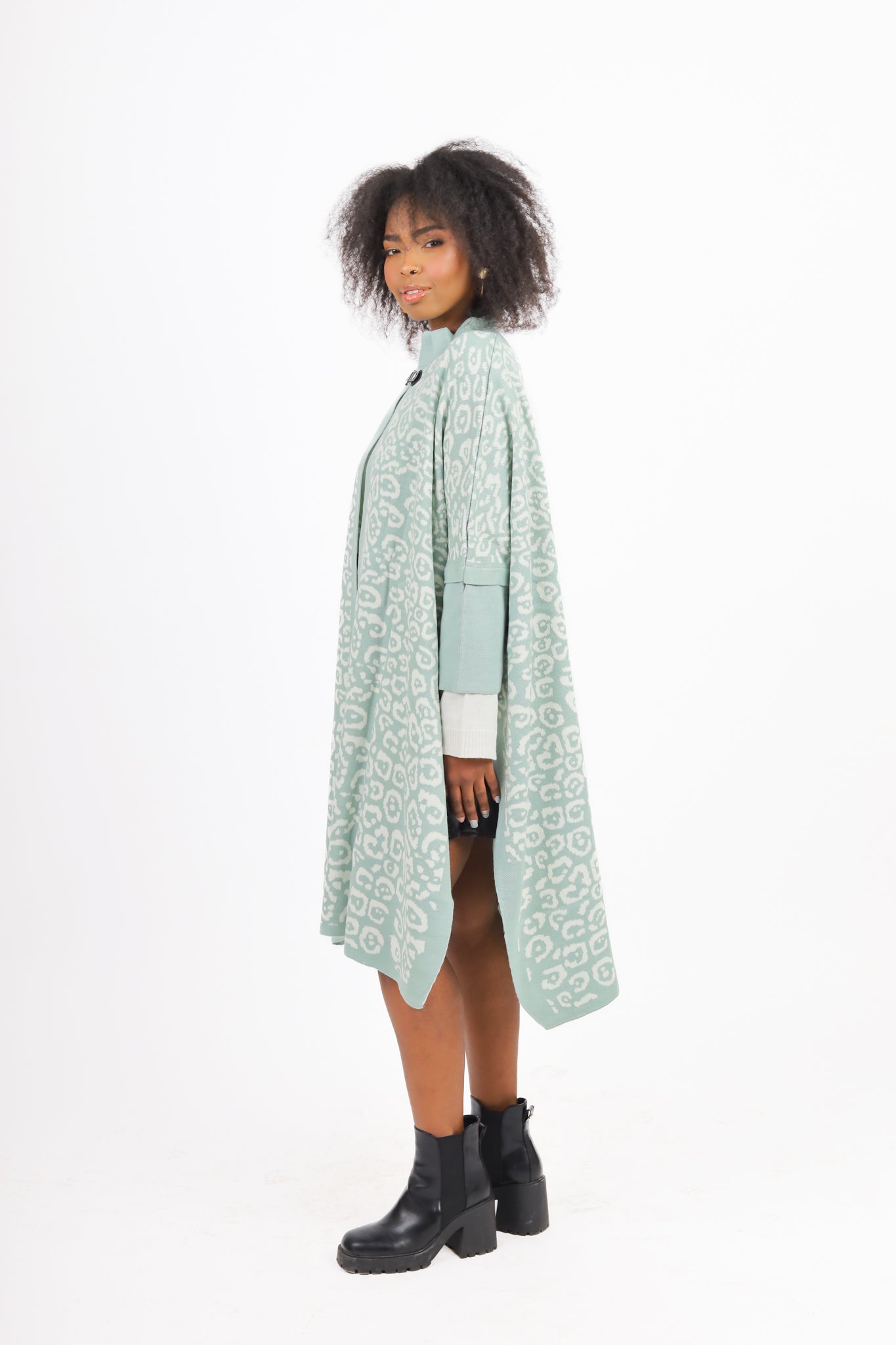 Tiger Cardigan with Proche